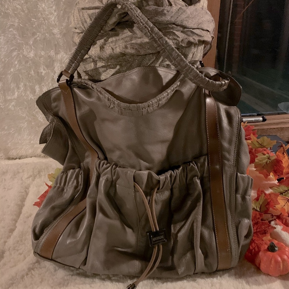 Burberry Prorsum Large Leather Warrior Tote Trench